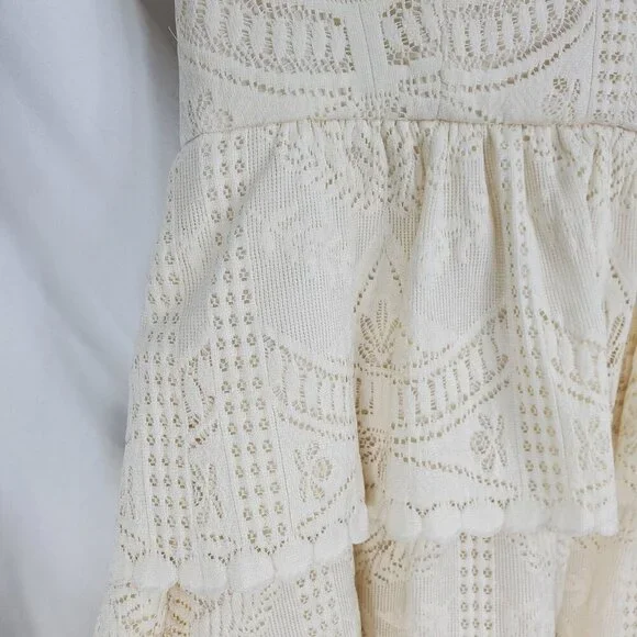 BCBGMAXAZRIA Women's Beige Mini Dress Scarlett Tiered Eyelet Size 06 (C-7) - Picture 8 of 15